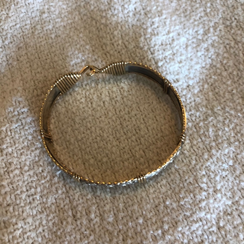 Angelina Ronaldo bracelet